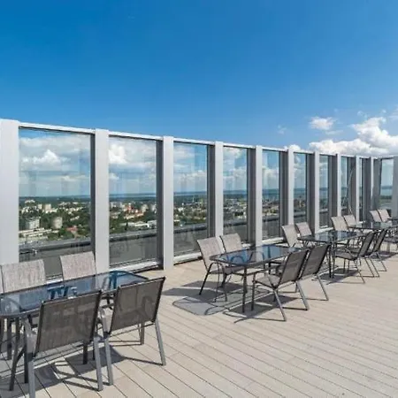 Hanza Tower Gold-24 Exclusive Jacussi & Sauna & Pool Apartment *